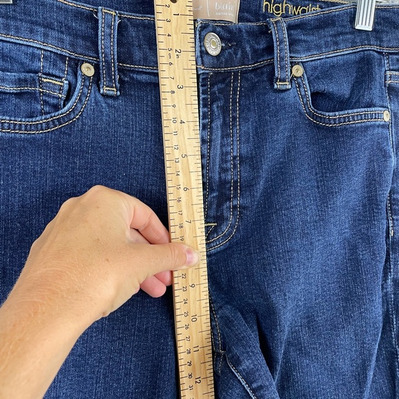 7 for all mankind kick crop jeans - Picture 12 of 16